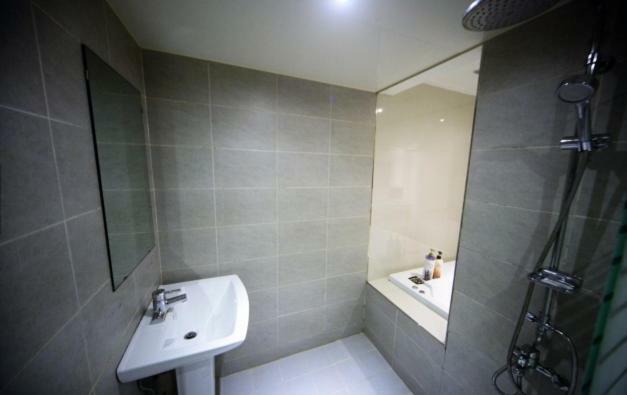 Hotel Gugi 2*